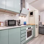 Beautiful Very * אסטפונה